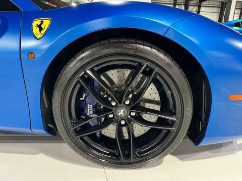 Used 2018 Ferrari 488 Spider image 55