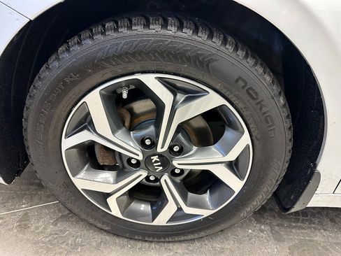 Used 2019 Kia Forte LXS image 30