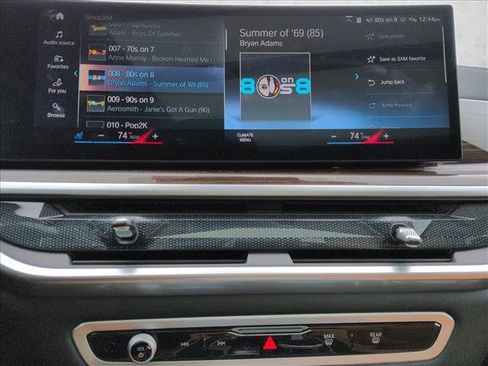 Used 2023 BMW X7 xDrive40i w/ Premium Package image 15