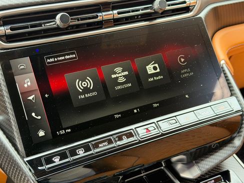 New 2026 Aston Martin Vanquish Convertible image 29