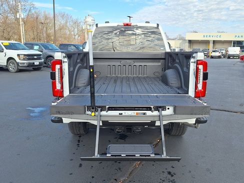 New 2026 Ford F250 Platinum image 30