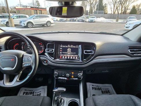 Used 2022 Dodge Durango SXT image 36