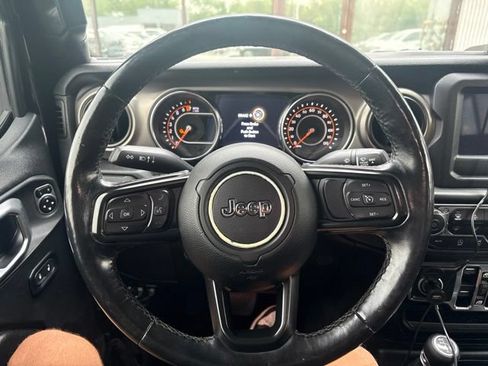 Used 2020 Jeep Gladiator Sport w/ Quick Order Package 24S AWD/4WD image 16