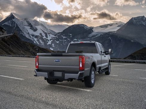 New 2026 Ford F250 XLT w/ FX4 Off-Road Package AWD/4WD image 8
