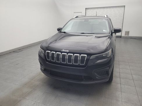 Used 2020 Jeep Cherokee Latitude AWD/4WD image 15