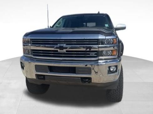 Used 2015 Chevrolet Silverado 2500 LTZ w/ Duramax Plus Package image 5