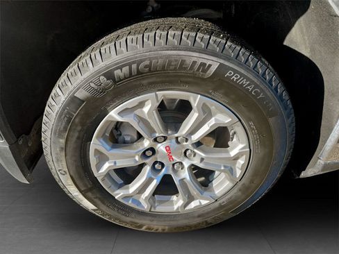 Used 2025 GMC Sierra 1500 SLT AWD/4WD image 34