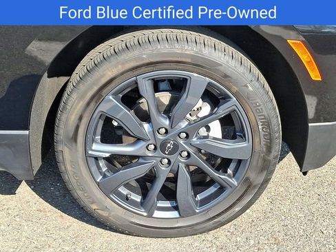Used 2023 Chevrolet Equinox RS AWD/4WD image 9