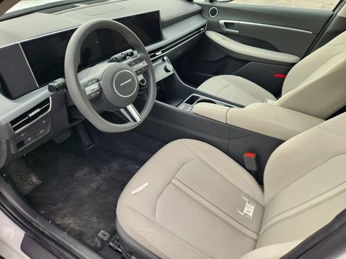 Used 2025 Hyundai Sonata SEL image 8