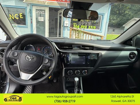 Used 2017 Toyota Corolla L FWD image 8