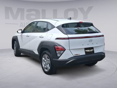 Used 2026 Hyundai Kona SE FWD image 3
