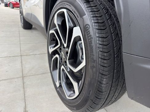 Used 2026 Chevrolet Trax RS w/ Driver Confidence Package image 7