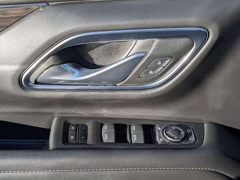 Used 2024 Chevrolet Tahoe Z71 w/ Luxury Package image 29