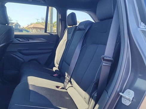 New 2025 Jeep Grand Cherokee Laredo X image 14