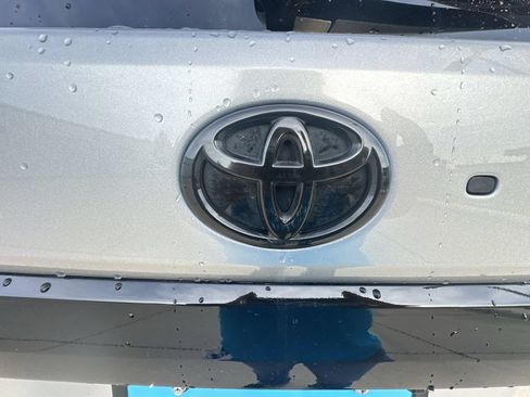 Used 2025 Toyota Sequoia Limited w/ TRD Off-Road Package AWD/4WD image 31