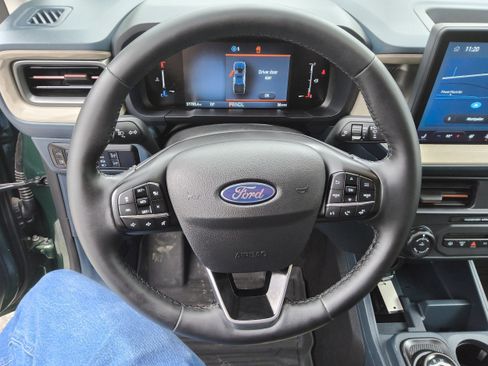 Used 2025 Ford Maverick Lariat w/ 4K Tow Package AWD/4WD image 15