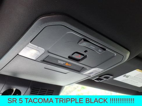 Used 2025 Toyota Tacoma SR5 AWD/4WD image 21