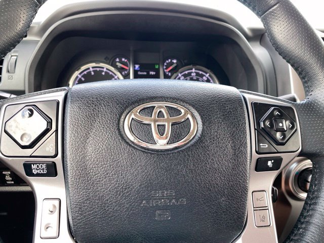 Used 2021 Toyota 4Runner Limited AWD/4WD image 15