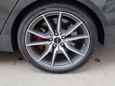 Used 2025 Genesis G70 2.5T AWD/4WD image 26