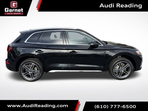 Certified 2025 Audi Q5 e Premium Plus image 6