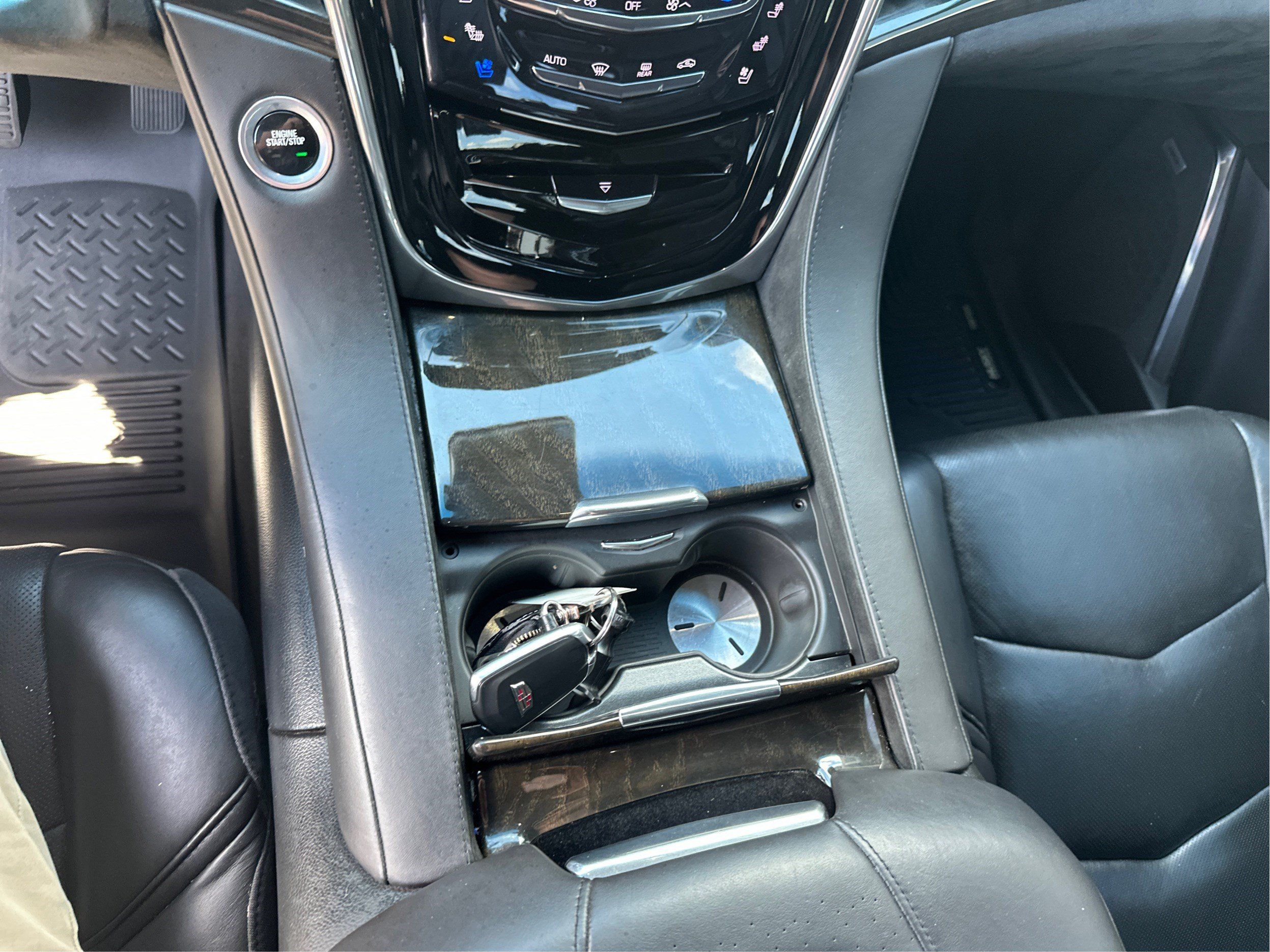 Used 2017 Cadillac Escalade Platinum AWD/4WD image 15