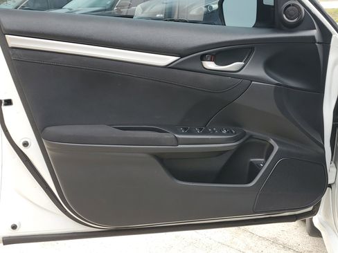 Used 2017 Honda Civic EX image 18