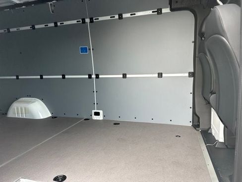 New 2026 Mercedes-Benz Sprinter 2500 image 32