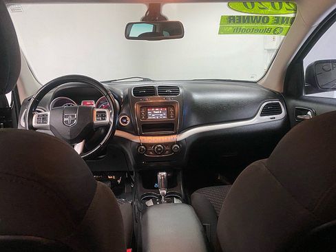 Used 2020 Dodge Journey SE w/ SE Popular Equipment Group image 25