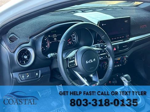 Used 2022 Kia Forte GT-Line w/ GT-Line Premium Package image 10