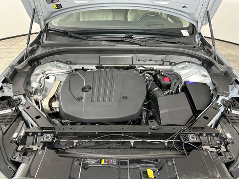 Used 2025 Volvo XC60 B5 Ultra w/ Protection Package Premier image 35