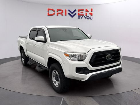 Used 2021 Toyota Tacoma SR w/ SR Convenience Package RWD image 8