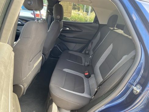 Used 2023 Chevrolet TrailBlazer LT FWD image 16