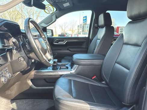 Used 2024 Chevrolet Silverado 1500 LTZ image 18