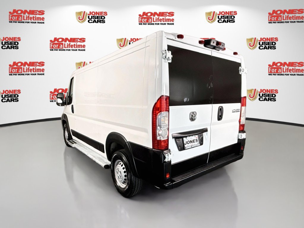 Used 2025 RAM ProMaster 2500 w/ U-Haul Equipment Group FWD image 2