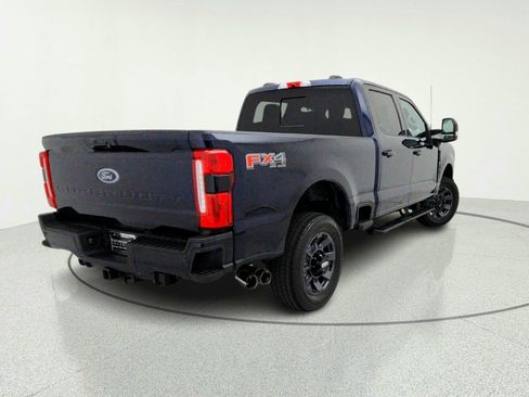 Used 2023 Ford F250 Lariat w/ Sport Appearance Package AWD/4WD image 9