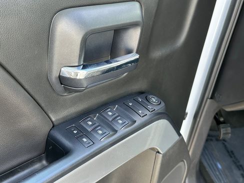 Used 2018 Chevrolet Silverado 1500 LT w/ All Star Edition image 24