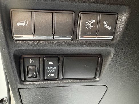 Used 2017 INFINITI QX80 4WD w/ Driver Assistance Package image 35