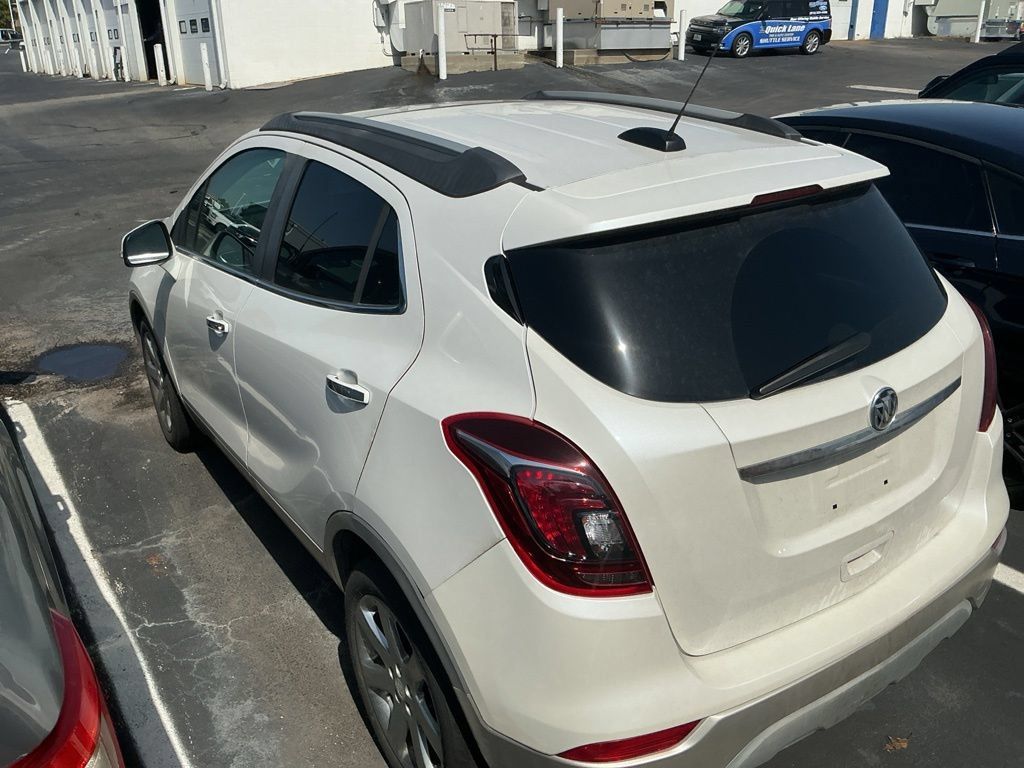Used 2018 Buick Encore Essence w/ Experience Buick Package FWD image 3