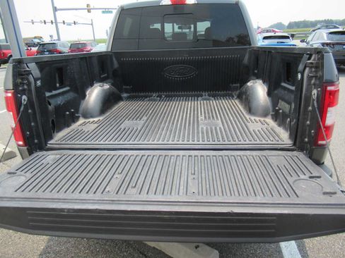 Used 2020 Ford F150 XLT w/ Equipment Group 302A Luxury AWD/4WD image 17