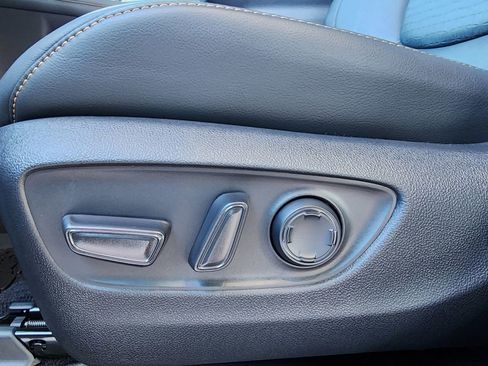 New 2025 Toyota Sienna XLE Woodland Edition image 18