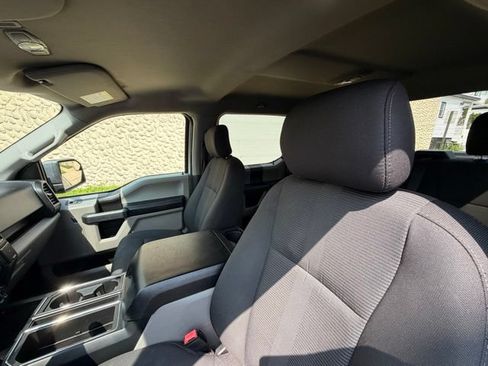 Used 2018 Ford F150 XL w/ Equipment Group 101A Mid AWD/4WD image 14