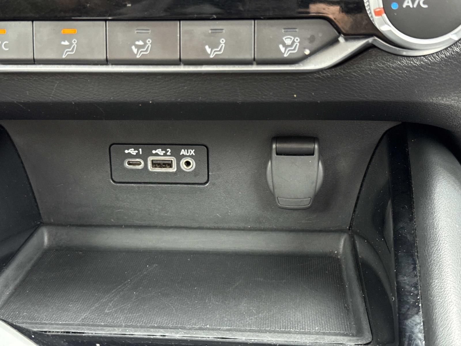 Used 2024 Nissan Altima 2.5 SR FWD image 12