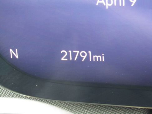 Used 2025 Buick Enclave Preferred image 31