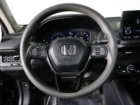 Used 2025 Honda Accord SE image 34