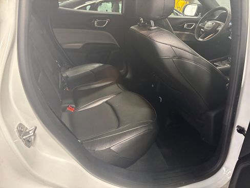 Used 2025 Jeep Compass Limited image 25