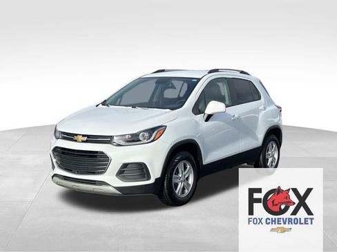 Used 2022 Chevrolet Trax LT w/ LT Convenience Package image 1