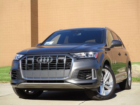 Used 2021 Audi Q7 3.0T Premium Plus w/ Executive Package AWD/4WD image 1