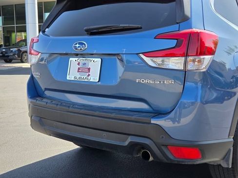 Used 2023 Subaru Forester Limited w/ Popular Package #2 AWD/4WD image 5