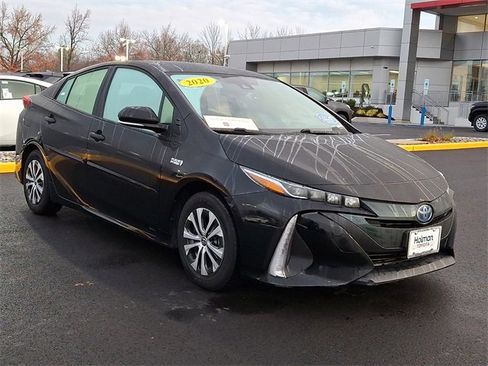 Certified 2020 Toyota Prius Prime LE w/ Carpet Mat Package image 2