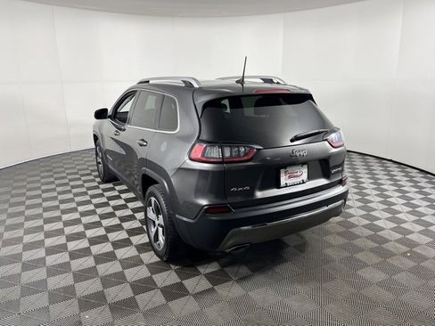 Used 2019 Jeep Cherokee Limited image 5